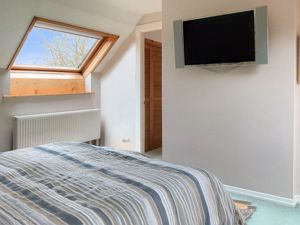 Photo 14- click for photo gallery